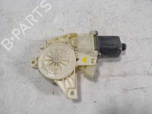 Used Right rear window motor Right rear window motor MERCEDES-BENZ GLK-CLASS (X204) [2008-2015] 8416367 8416367