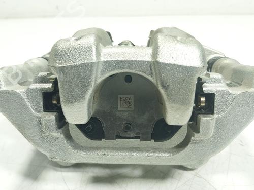 Used Right rear brake caliper TOYOTA YARIS CROSS (MXP_) 1.5 Hybrid (MXPJ11) (131 hp) 29928665