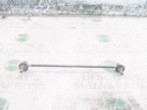 Used Right front suspension arm TOYOTA YARIS (_P9_) 1.4 D-4D (NLP90_, NLP90R) (90 hp) 14298464