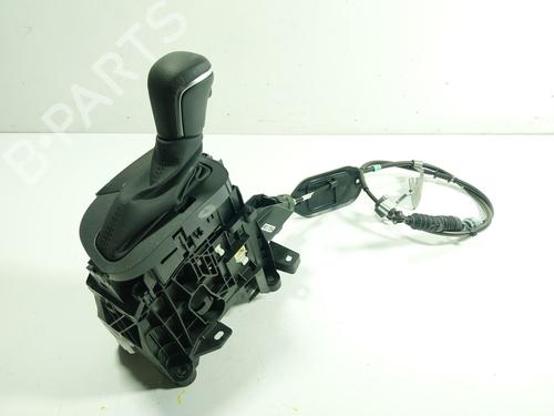 Used Gear lever TOYOTA YARIS CROSS (MXP_) 1.5 Hybrid (131 hp) 20306730