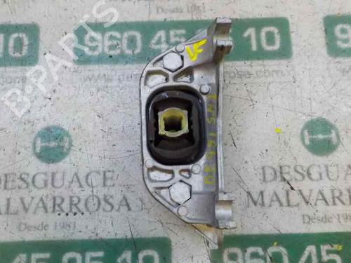 Used Engine mount Engine mount MERCEDES-BENZ CITAN MPV (W415) 111 CDI (415.703, 415.705) (110 hp) 9082486 9082486