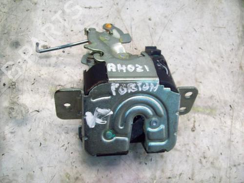 Used Tailgate lock MITSUBISHI COLT VI (Z3_A, Z2_A) 1.1 (Z31A, Z32A) (75 hp) 3787010