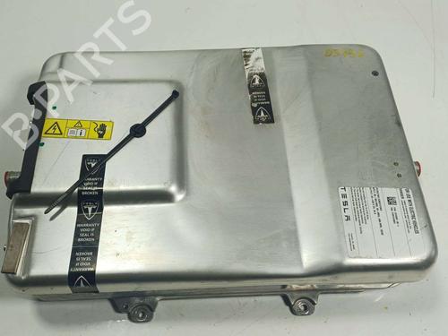 Used Inverter/Converter Inverter/Converter TESLA MODEL S (5YJS) P85 (421 hp) 39909591 39909591