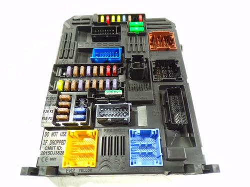 Used Fuse box Fuse box OPEL CROSSLAND X / CROSSLAND (P17, P2QO) 1.2 (75) (110 hp) 7984344 7984344