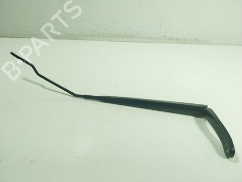 front-windshield-wiper-arm-renault-megane-iv-hatchback-b9amn_-2015-23526205 main image