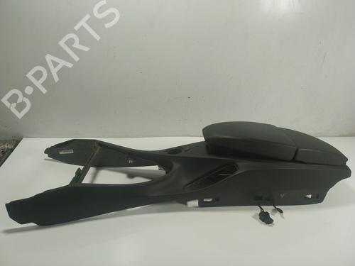 Used Armrest / Center console BMW 6 (E63) 630 i (258 hp) 18970239