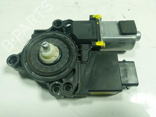 Right front window motor KIA CEE'D (JD) 1.6 CRDi 110 | BP17029378E20 