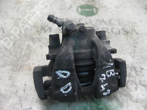 Used Right front brake caliper Right front brake caliper FIAT BRAVA (182_) 1.9 TD 75 S (182.BF) (75 hp) 11556768 11556768