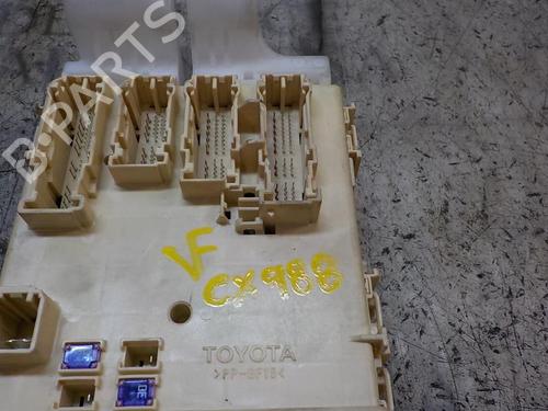 Fuse box TOYOTA AURIS (_E18_) 1.8 Hybrid (ZWE186_, ZWE186R) | BP3849534E1 