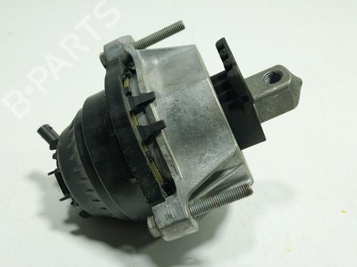 Used Engine mount Engine mount BMW X5 (G05, F95) xDrive 30 d Mild-Hybrid (286 hp) 34584133 34584133