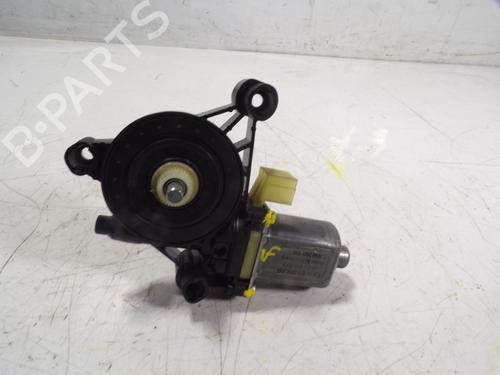 Used Right front window motor VW GOLF VII (5G1, BQ1, BE1, BE2) 2.0 TDI (150 hp) 9762897