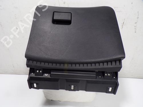 Used Glove box NISSAN JUKE (F15) 1.2 DIG-T (115 hp) 15407056
