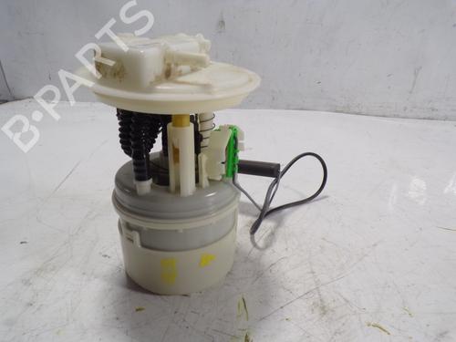 Used Fuel pump DACIA SANDERO II 1.2 (75 hp) 8931546
