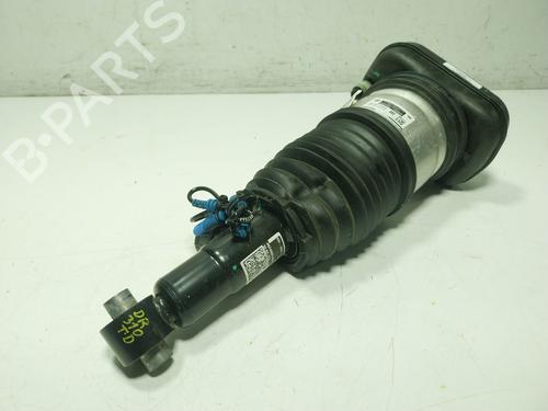 Used Right rear shock absorber Right rear shock absorber BMW X5 (G05, F95) xDrive 40 d Mild-Hybrid (352 hp) 29824070 29824070
