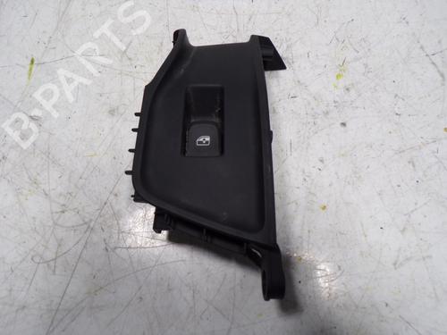Used Right rear window switch AUDI Q2 (GAB, GAG) 30 TFSI (115 hp) 8651610