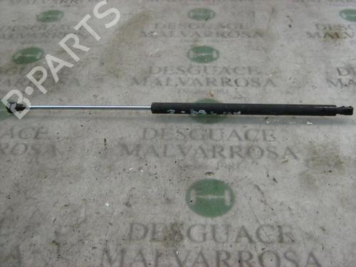 Used Tailgate lift support CITROËN SAXO (S0, S1) 1.4 VTS (75 hp) 14298039