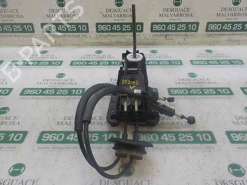 Used Gear lever PEUGEOT 208 I (CA_, CC_) 1.4 HDi (68 hp) 7412053