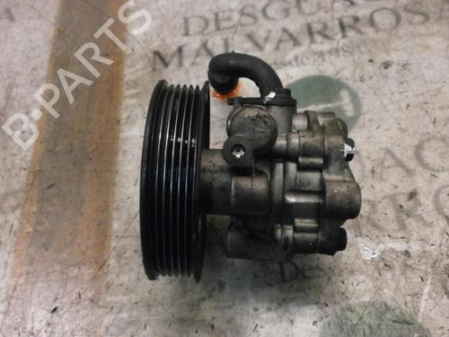 Used Steering pump Steering pump KIA CARENS II MPV (FJ) 2.0 CRDi (113 hp) 3760210 3760210