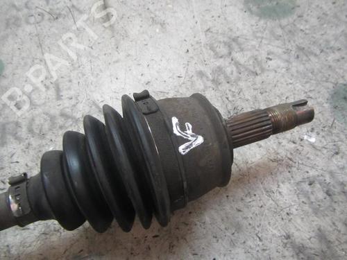Left front driveshaft FIAT GRANDE PUNTO (199_) 1.4 (199AXB11, 199AXB1A, 199BXB1A, 199AXL1A) | BP3822662M38 