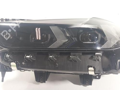 Used Left headlight BMW X5 (G05, F95) xDrive 40 d Mild-Hybrid (352 hp) 29815574