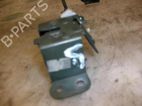Tailgate lock HYUNDAI SANTA FÉ I (SM) 2.0 CRDi 4x4 | BP3740946C101 