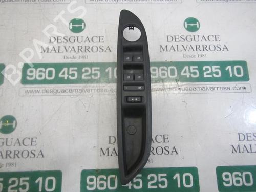 Used Left front window switch Left front window switch OPEL MOKKA / MOKKA X (J13) 1.4 (_76) (140 hp) 4003689 4003689