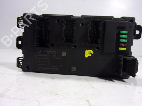 Used Fuse box Fuse box BMW 1 (F20) 116 d (116 hp) 10652165 10652165