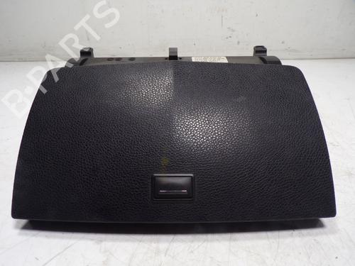 Used Display monitor Display monitor MERCEDES-BENZ C-CLASS (W204) C 220 CDI (204.002) (170 hp) 15198713 15198713