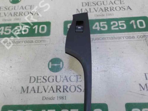 Used Right rear window switch Right rear window switch HYUNDAI i40 I CW (VF) 1.7 CRDi (136 hp) 5248950 5248950