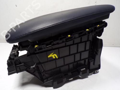 Used Armrest / Center console Armrest / Center console MAZDA CX-30 (DM) [2019-2026] 13093252 13093252