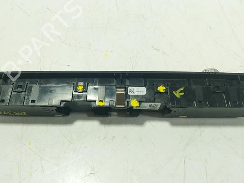Switch BMW 4 Convertible (G23, G83) M 440 i Mild-Hybrid xDrive | BP30120457I30 - Image 2