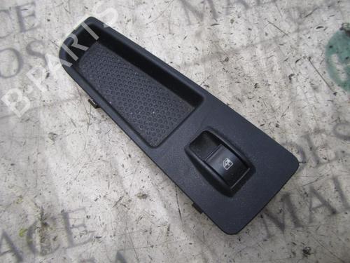 Used Right front window switch Right front window switch FIAT LINEA (323_, 110_) 1.3 D Multijet (323AXB11, 323AXB1A) (90 hp) 3824409 3824409
