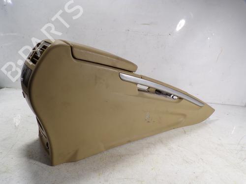 Used Armrest / Center console Armrest / Center console MERCEDES-BENZ M-CLASS (W164) [2005-2012] 8391411 8391411