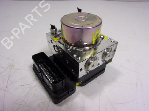 Used ABS pump ABS pump TOYOTA COROLLA Cross (ZVG1_, ZSG1_, MXGH1_, MXGA1_) 1.8 Hybrid (ZVG13) (140 hp) 15848842 15848842