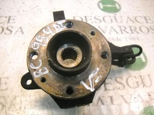 Used Left front steering knuckle RENAULT CLIO II (BB_, CB_) 1.5 dCi (B/CB07) (65 hp) 3755616