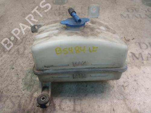 Used Expansion tank KIA CARENS II MPV (FJ) 2.0 CRDi (113 hp) 3799569