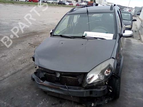 DACIA SANDERO  1.5 dCi  818048