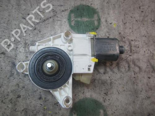 Portierruitmotor linksachter MERCEDES-BENZ M-CLASS (W164) [2005-2012]  3840043