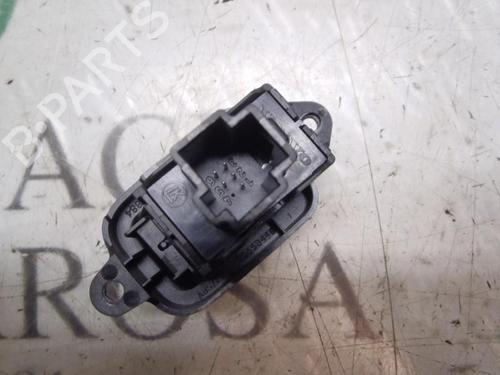 Right rear window switch VOLVO V50 (545) 1.8 | BP4015845I28 