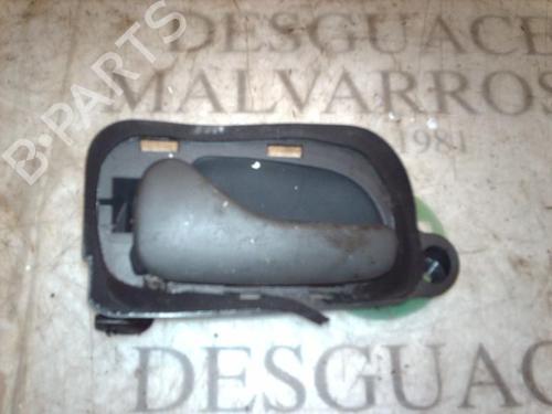 Used Rear left interior door handle RENAULT SAFRANE I (B54_) 3.0 V6 (B54B, B544) (167 hp) 4032267