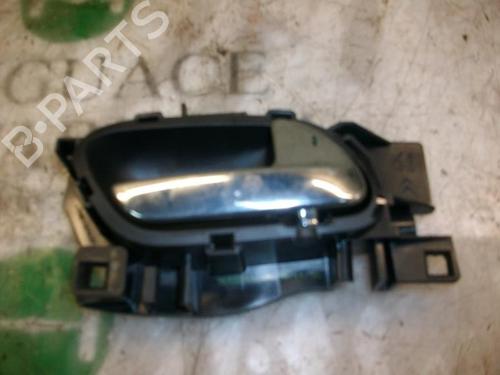 Used Front right interior door handle Front right interior door handle PEUGEOT 207 (WA_, WC_) 1.4 16V (88 hp) 3738913 3738913