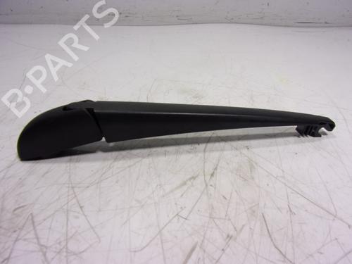 Used Rear windshield wiper arm TOYOTA COROLLA Hatchback (_E21_, _EA1_, _EH1_) [2018-2025]  15907380
