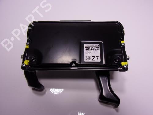 Used Engine control unit (ECU) Engine control unit (ECU) TOYOTA YARIS (_P21_, _PA1_, _PH1_) [2020-2026] 15839578 15839578