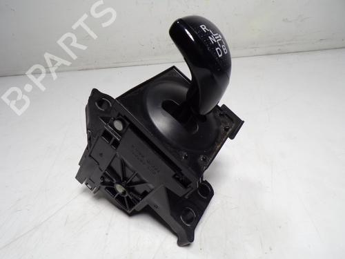 Used Gear lever TOYOTA AURIS Estate (_E18_) 1.8 Hybrid (ZWE186_, ZWE186R, ZWE186H) (136 hp) 12213616
