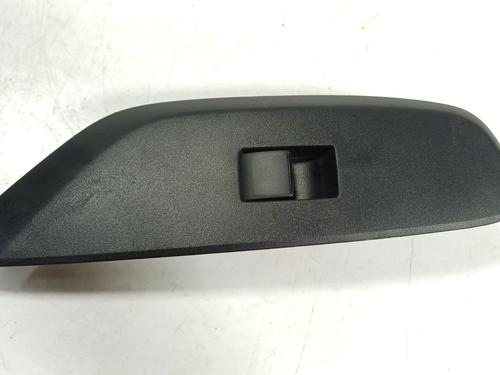 right-front-window-switch-toyota-yaris-cross-mxp_-2020-36429214 main image
