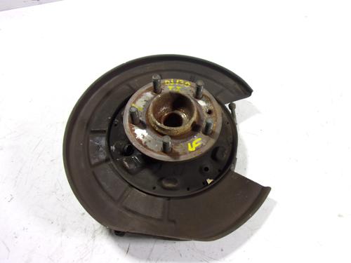 Used Left rear steering knuckle Left rear steering knuckle LAND ROVER DISCOVERY IV (L319) 3.0 TD 4x4 (245 hp) 10004098 10004098