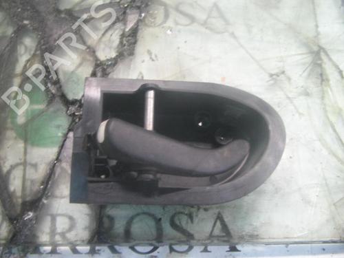Used Front left interior door handle Front left interior door handle FORD MONDEO I (GBP) 1.8 i 16V (112 hp) 3775277 3775277