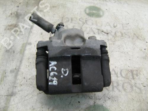Used Right front brake caliper Right front brake caliper RENAULT CLIO II (BB_, CB_) 1.9 D (B/CB0E, BB0J) (64 hp) 11556841 11556841