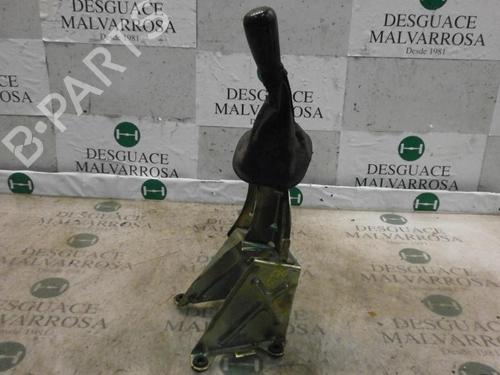 Used Gear lever Gear lever IVECO DAILY III Van 35 C 12 V, 35 S 12 V (AGKA43A2, AGKB43A2, AGKB46A2,... (116 hp) 7409540 7409540