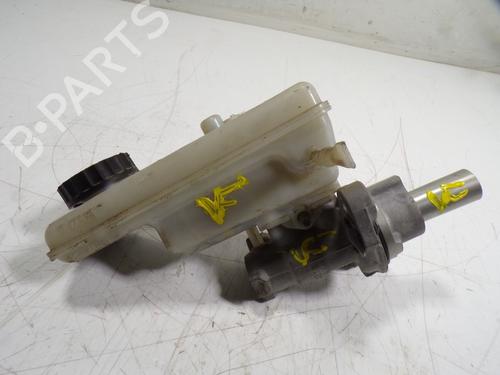 Used Brake master cylinder Brake master cylinder RENAULT KANGOO Express (FW0/1_) Z.E. (FW0Z, FW1Z) (60 hp) 15351490 15351490